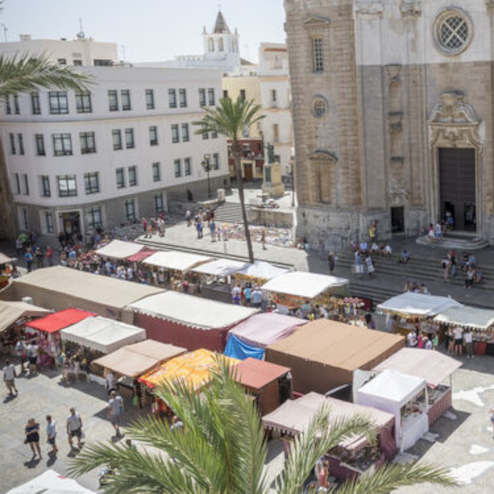 El Mercado Andalusí volverá a la plaza de la Catedral y El Pópulo los días 13, 14 y 15 de agosto