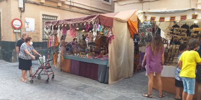 Parada Mercado Andalusí de Lorena Conde - Barrio del Pópulo