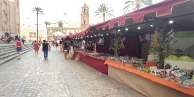 MERCADO ANDALUSI PLAZA DE LA CATEDRAL 1
