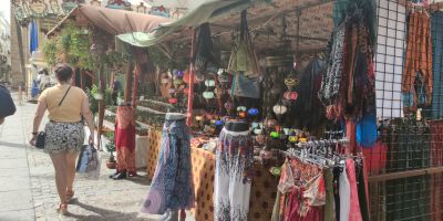 PARADA MERCADO ANDALUSI DE JMOKHTAR EL HAITILICATEDRAL 1