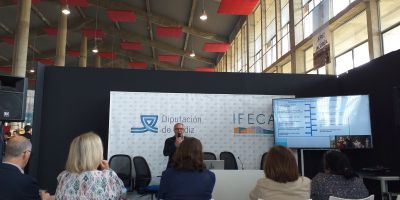 SALA DE CHARLAS  COLEGIO DE MDICOS DE CADIZ