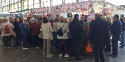 STAND PEPIO