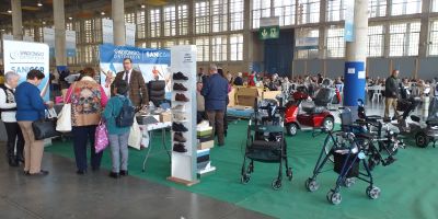 STAND SANICOR